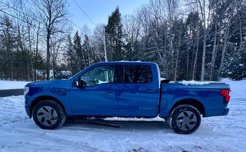 2022 Ford F-150 Lightning LARIAT