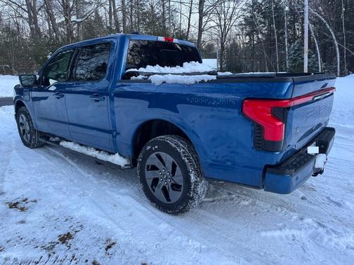 2022 Ford F-150 Lightning LARIAT