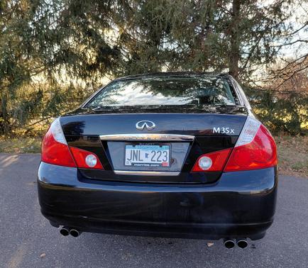 2007 INFINITI M35 x