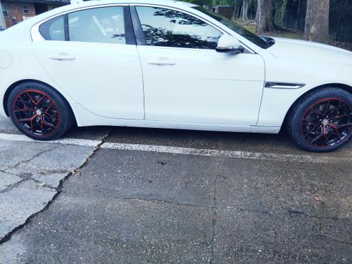 2019 Jaguar XE 25t