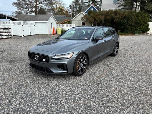 2021 Volvo V60 Recharge Plug-In Hybrid T8 Polestar