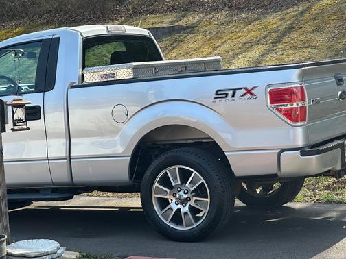 2014 Ford F-150 STX