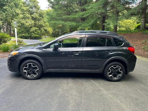 Gray 2014 Subaru XV Crosstrek 2.0i Premium
