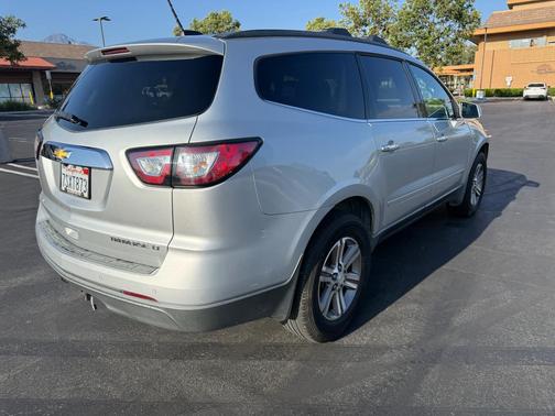 Silver 2016 Chevrolet Traverse 2LT