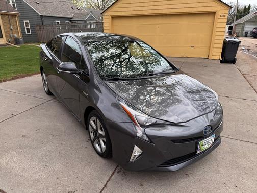 Gray 2016 Toyota Prius Four Touring