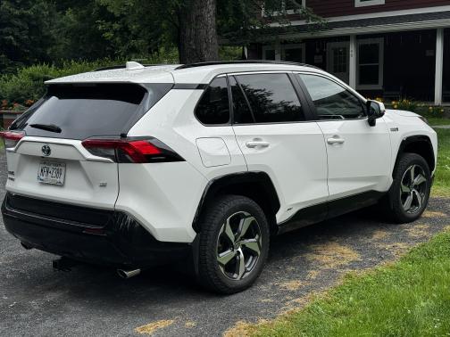 2022 Toyota RAV4 Prime SE