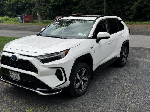 2022 Toyota RAV4 Prime SE