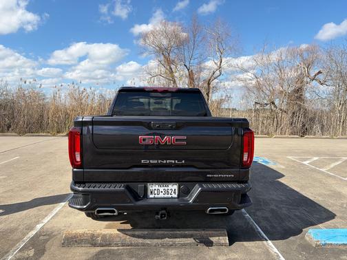 2025 GMC Sierra 1500 Denali