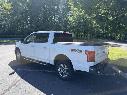 White 2017 Ford F-150 Lariat
