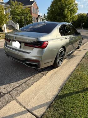 2021 BMW 750 i xDrive
