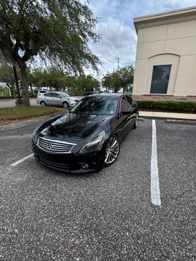 Black 2013 INFINITI G37 Sport