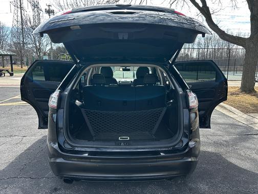 Black 2018 Ford Edge Titanium