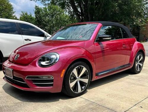 Pink 2017 Volkswagen Beetle #PinkBeetle