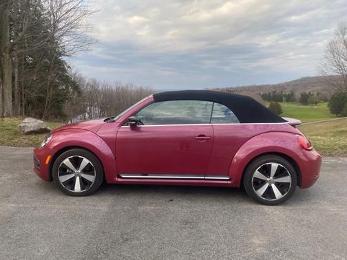 Pink 2017 Volkswagen Beetle #PinkBeetle