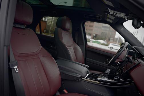 Black 2023 Land Rover Range Rover Sport P400 SE Dynamic