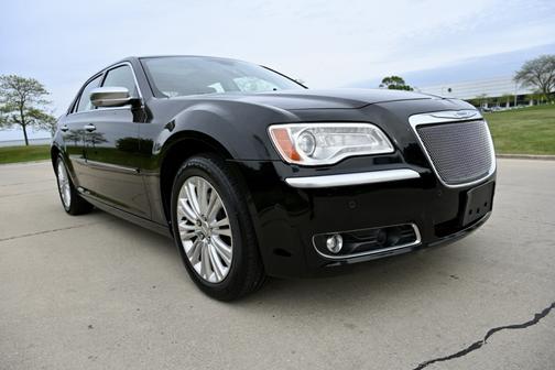 Black 2013 Chrysler 300C Luxury Series