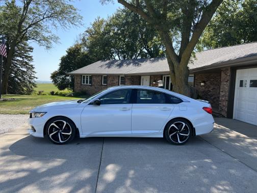 2022 Honda Accord Sport 2.0T