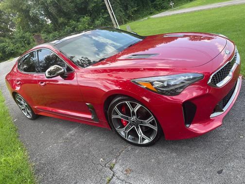 Red 2019 Kia Stinger GT2