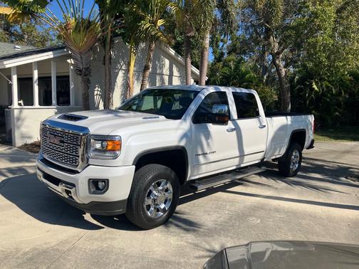 2018 GMC Sierra 3500 Denali