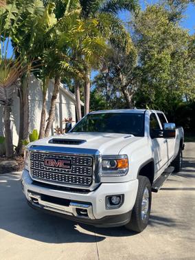 2018 GMC Sierra 3500 Denali