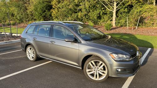 2016 Volkswagen Golf SportWagen TSI SEL 4-Door