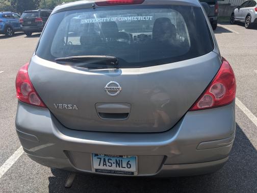 2010 Nissan Versa 1.8 S