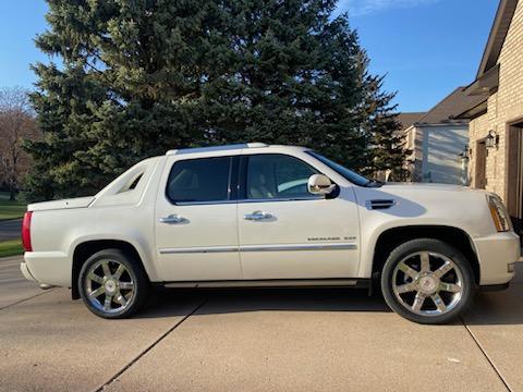 2012 Cadillac Escalade EXT Premium