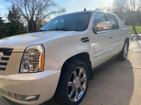 2012 Cadillac Escalade EXT Premium