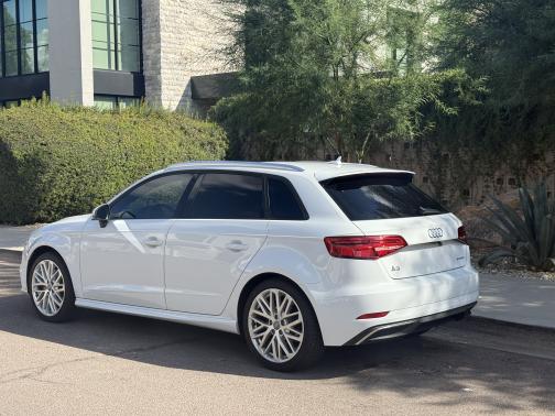 2018 Audi A3 e-tron 1.4T Tech Premium