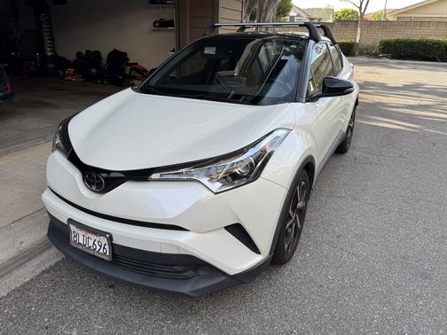 White 2019 Toyota C-HR XLE