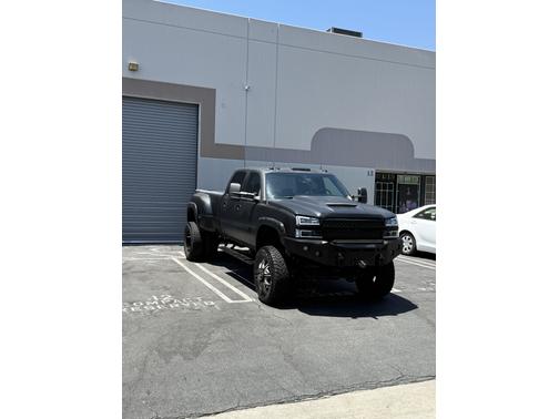2004 Chevrolet Silverado 3500 LT Crew Cab