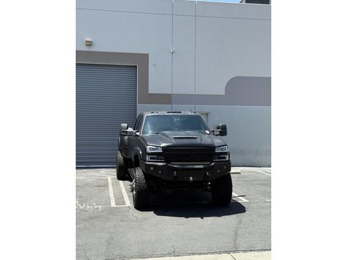 2004 Chevrolet Silverado 3500 LT Crew Cab