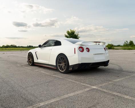 White 2011 Nissan GT-R Premium