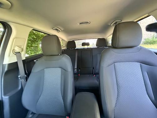 Gray 2023 Kia Sportage Hybrid LX