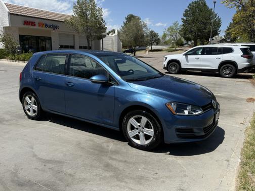 2017 Volkswagen Golf TSI Wolfsburg Edition 4-Door