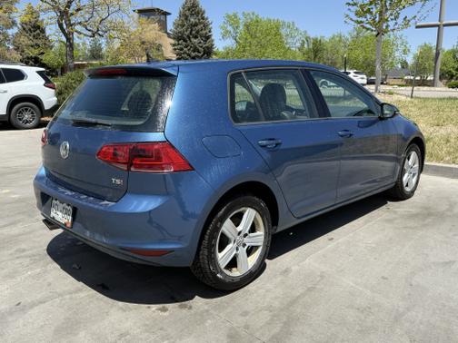 2017 Volkswagen Golf TSI Wolfsburg Edition 4-Door
