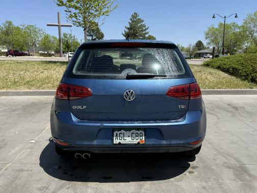 2017 Volkswagen Golf TSI Wolfsburg Edition 4-Door