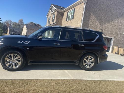 2017 INFINITI QX80 Base