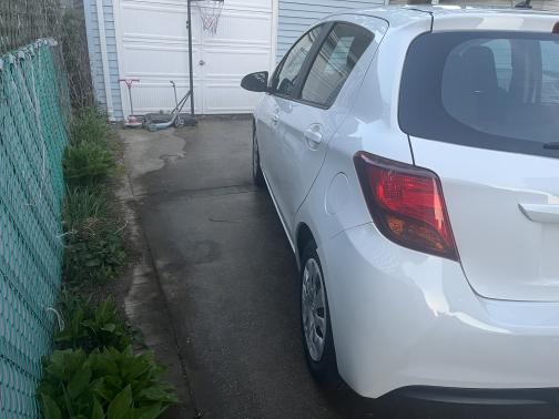 2015 Toyota Yaris L