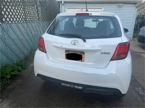 2015 Toyota Yaris L