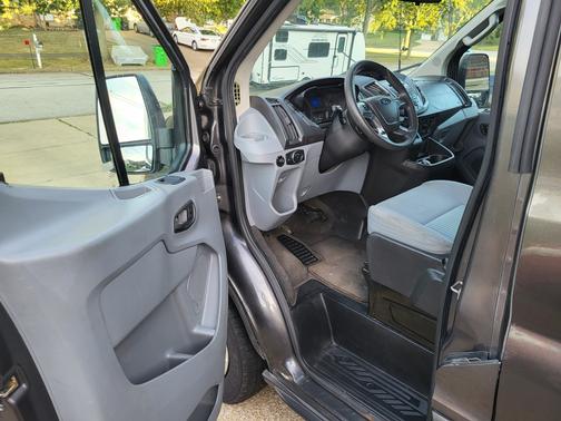 2017 Ford Transit-350 XLT