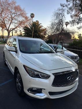 2019 INFINITI QX60 LUXE