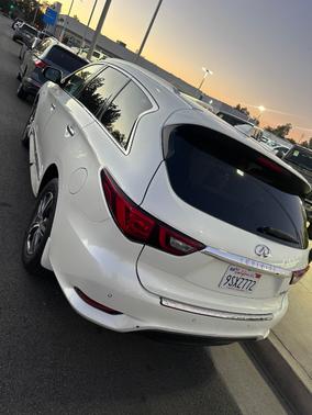 2019 INFINITI QX60 LUXE