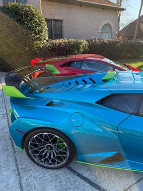 2022 Lamborghini Huracan STO Base