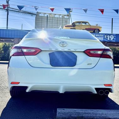 White 2020 Toyota Camry SE