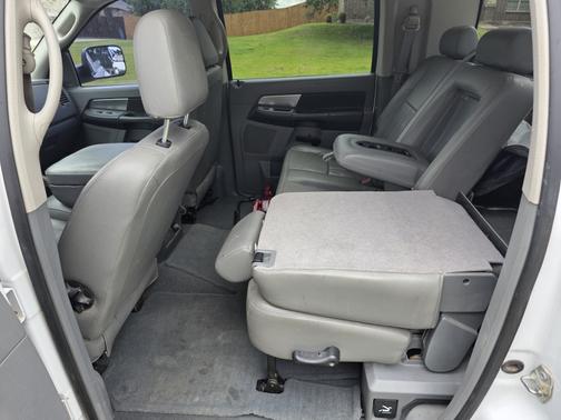 2007 Dodge Ram 1500 SLT Mega Cab