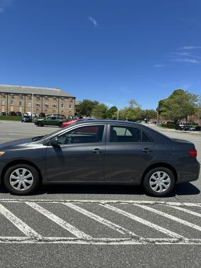 Gray 2013 Toyota Corolla S