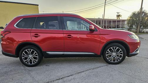 2017 Mitsubishi Outlander SEL