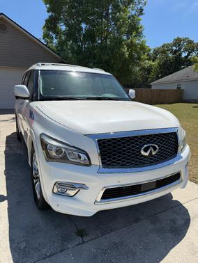 White 2015 INFINITI QX80 Base