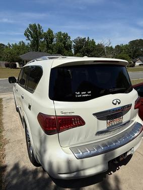 White 2015 INFINITI QX80 Base